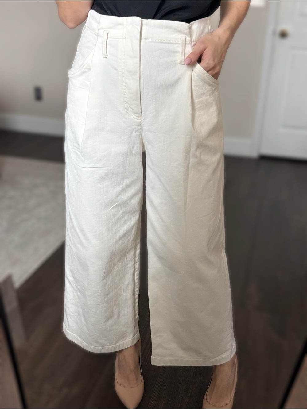Zara Cream High-Waist Wide-Leg jeans sz XS